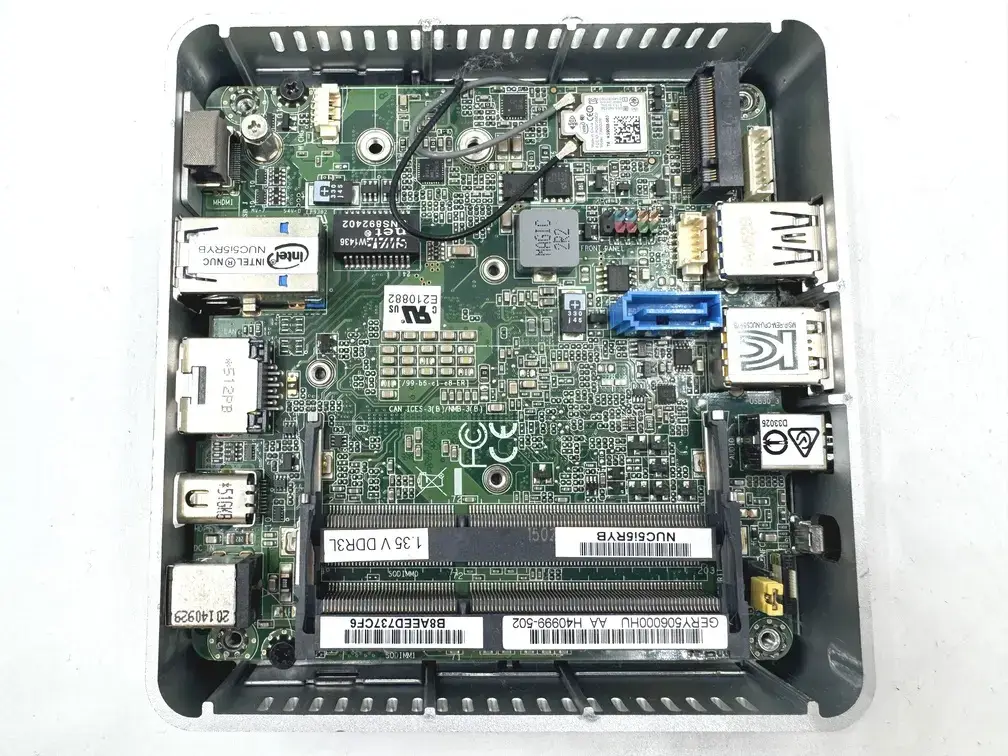 Міні ПК intel nuc5i5ryk, intel Core i5-5250u (2x 1.6-2.7 GHz) — Kompik