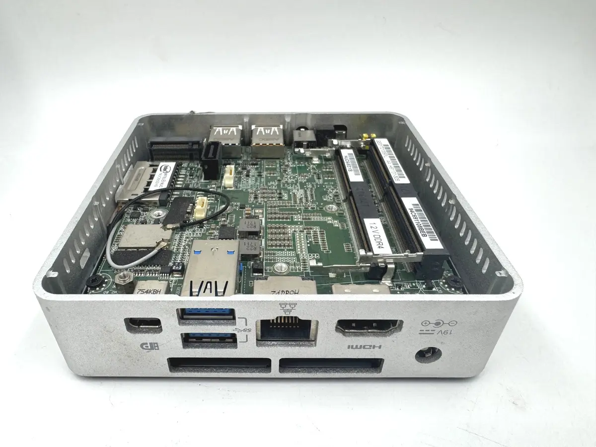 Міні ПК intel nuc6i5syk, Intel Core i5-6260U (2x 1.8-2.9 GHz) — Kompik