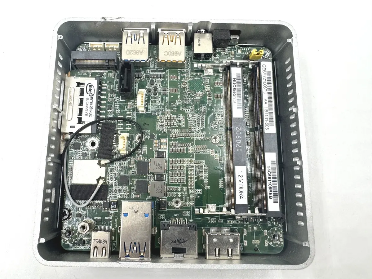 Міні ПК intel nuc6i5syk, Intel Core i5-6260U (2x 1.8-2.9 GHz) — Kompik
